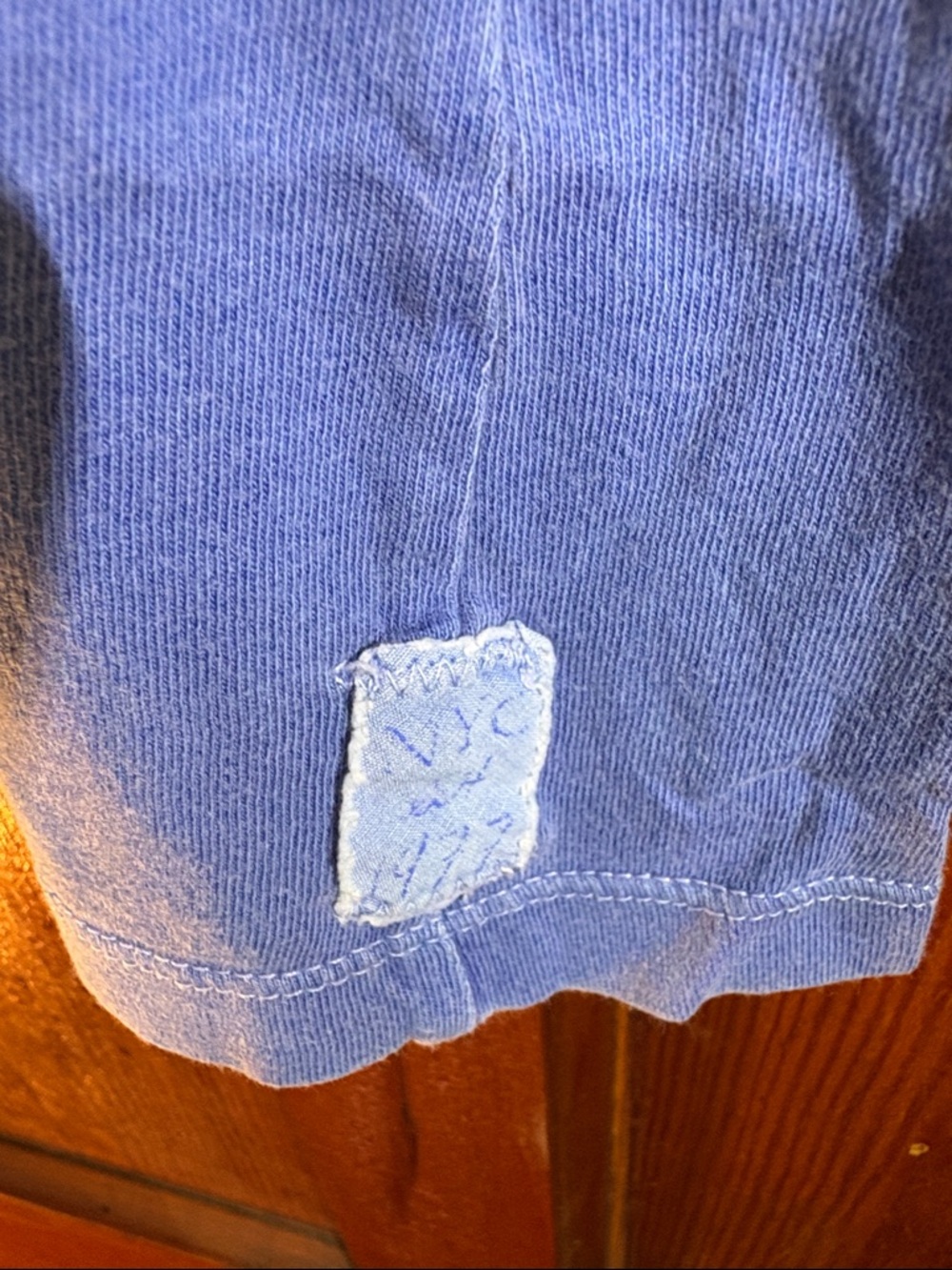 American Eagle Outfitters Blue Short Sleeve Graphic Tee Size Medium - Picture 5 of 6